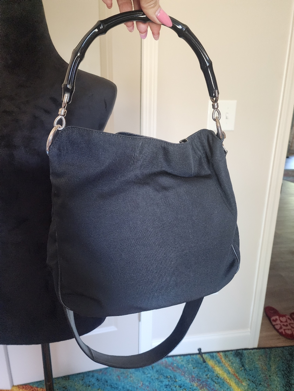 Authentic Gucci Black Canvas Women’s Convertible Shoulder Bag Or Handbag